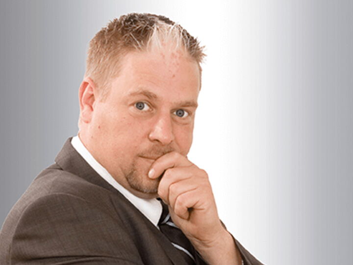 Portrait von Kevin Gilberts.
